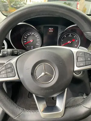 Mercedes GLC 220 D 4 Matic AMG Line Bild 5