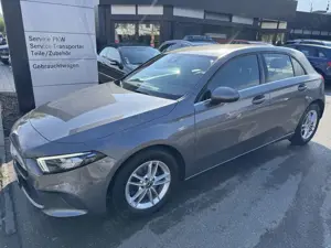 Mercedes-Benz A 180 Automatik*LED*MBUX*Kamera*Business-Paket* Bild 2
