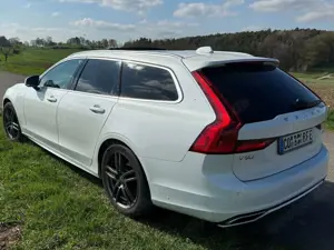 Volvo V90 V90 T8 AWD R, Leder, AbstandTemp, HUD, Pano, Sound Bild 3