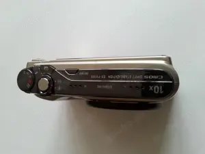 CASIO EXILIM EX-FH100 silber top+OVP+viele extras+Rechnung Bild 6