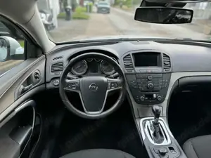 Opel Insignia Edition Automatik, EURO5, TÜV, Vollscheckheft Bild 3