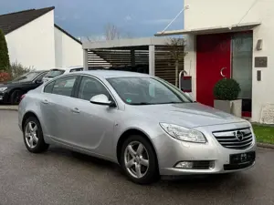 Opel Insignia Edition Automatik, EURO5, TÜV, Vollscheckheft Bild 5