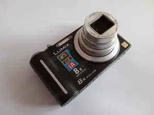 PANASONIC LUMIX ZX1 12.1 MP schwarz neuw.+OVP+viele extras+Rechnung Bild 2