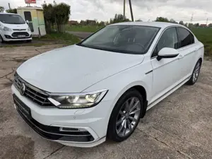 Volkswagen Passat Lim. 2.0 TDI DSG R Line Highline 4Motion