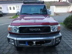 Toyota Land Cruiser GRJ76L