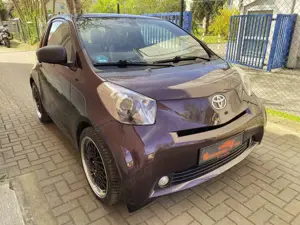 Toyota iQ iQ + Teilleder, Keyless, Klima, 17 Zoll !!!