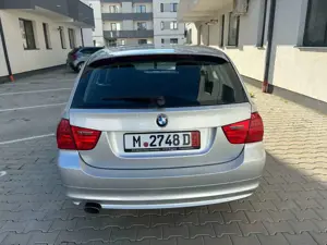 BMW 318 318d DPF Touring Aut. Bild 4