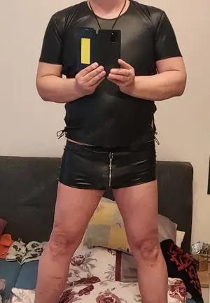 Schlanke Bondage, Oral Sklavin gesucht.  Bild 2