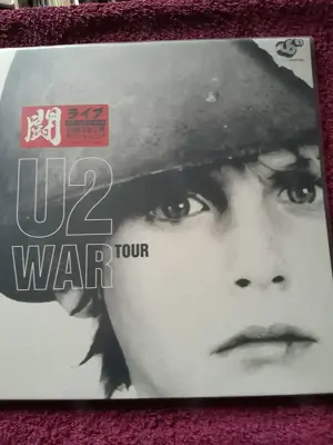 U2: War-Tour Doppel-LP neu Bild 3