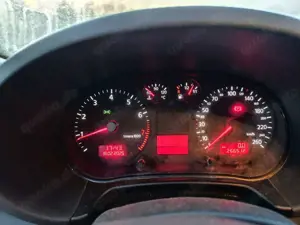 Audi A3 1.6 Ambiente Bild 3