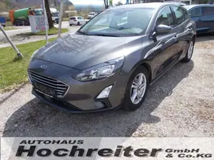Ford Focus Cool  Connect 8-fach bereift