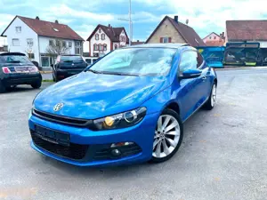 Volkswagen Scirocco 2.0 TSI 200 PS /PANORAMA/Bi-XENON/SPORT