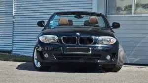 BMW 118 d Cabrio Leder Shzg Klima PDC Alu TÜV Neu Bild 3