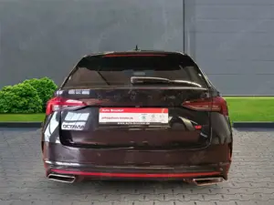 Skoda Octavia Combi RS 4x4 2.0 TDI+Alufelgen+Navi+Klimaautomatik Bild 3