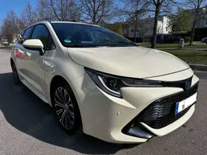 Toyota Corolla Hybrid Team D*LEDER*TAXIPACKET*PDC*1.HAND*ALU*WR