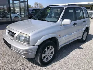 Suzuki Grand Vitara V6-2.5 4x4 AHK*KLIMA*3.Hand*