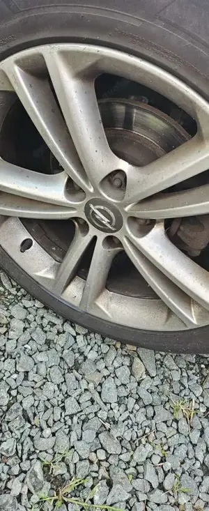 Opel Insignia Edition Bild 4