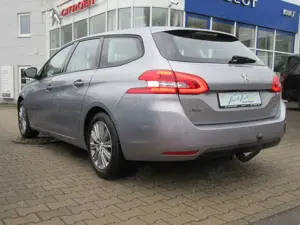 Peugeot 308 SW Active Pack PT 130 EAT8*Sitzheiz.*AHZV Bild 5