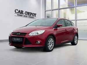 Ford Focus Lim. Titanium*KLIMAAUT*SHZ*PDC*180PS*BLUET