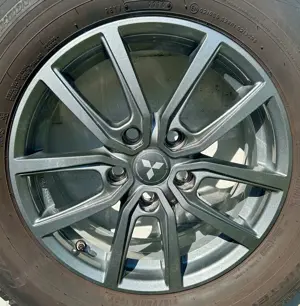 Mitsubishi ASX Original-Alufelgen 16 Zoll mit Pirelli Sottozero Win240 Senic