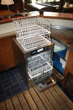 GASTRO Winterhalter UC-S Gläserspülmaschine - M18 Bild 11