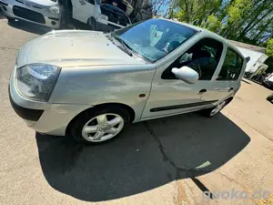 Auto Renault clio Bild 2