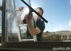Biete Fensterreinigung Wintergartenreinigung Baustellenreinigung 