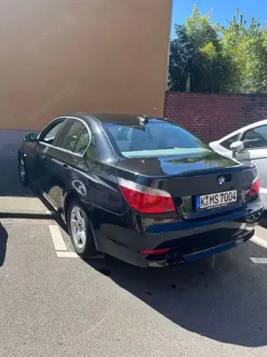BMW 520 520i Bild 2
