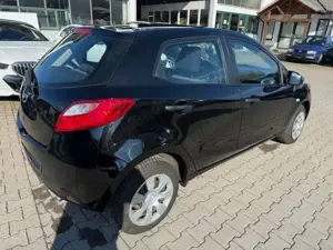 Mazda 2 Lim. 1.3 Center-Line 1Hand 8Fach 54TKM TÜV Bild 5