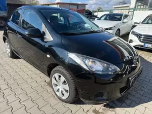 Mazda 2 Lim. 1.3 Center-Line 1Hand 8Fach 54TKM TÜV Bild 3