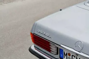 Mercedes-Benz SL 380 R107 Cabriolet | 2. Hand | DE | Originalzustand Bild 5