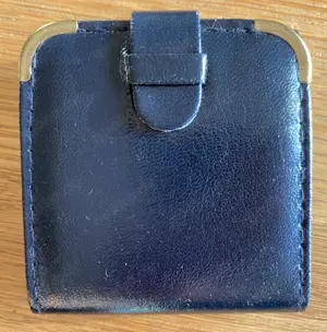 Alter LCD Wallet Reiseuhr 80er Travelling Clock Etui Schwarz Batterie selten OVP Bild 10