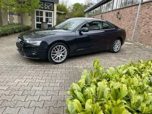 Audi A5 2.0 TDI Navi SHZ PDC Tempomat Xenon Alu