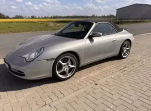 Porsche 996 911 Carrera 4 Cabrio