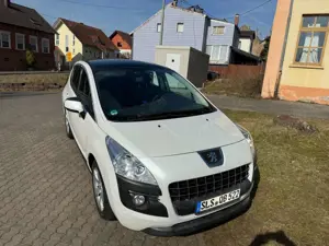 Peugeot 3008 3008 120 VTiPremium Bild 2
