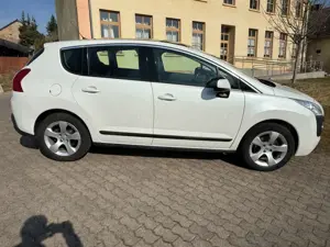Peugeot 3008 3008 120 VTiPremium Bild 5