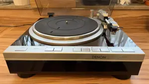 Denon DP-47F Plattenspieler Turntable