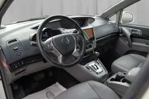 SsangYong Rodius Crystal 4WD/Leder/Euro6/PDC/1-Hand Bild 5