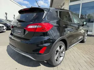 Ford Fiesta Active KLIMA NAVI PDC SHZ Bild 5