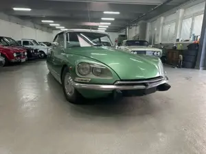 Citroen DS 21 Pallas I.E*5Gang*top originaler Zustand* Bild 3