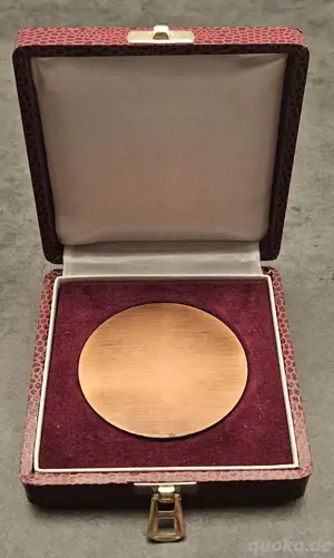 GEDENKMEDAILLE SPÖ Niederösterreich "Dank u. Anerkennung Gemeindevertreterverband" in Schmuckschatul Bild 4