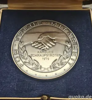 Personalisierte GEDENKMEDAILLE "Kammer der gewerbl. Wirtschaft für Niederösterreich" in Schmuckschat Bild 2