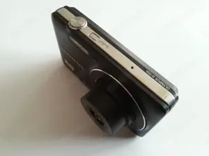 OLYMPUS D-700 12.0 MP schwarz neuw.+OVP+viele extras+Rechnung Bild 2