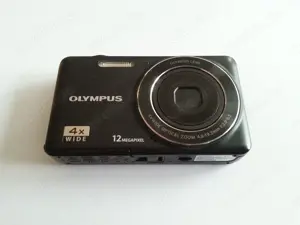 OLYMPUS D-700 12.0 MP schwarz neuw.+OVP+viele extras+Rechnung Bild 4