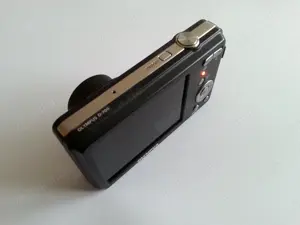 OLYMPUS D-700 12.0 MP schwarz neuw.+OVP+viele extras+Rechnung Bild 7