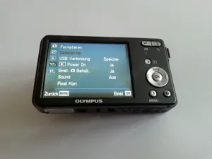 OLYMPUS D-700 12.0 MP schwarz neuw.+OVP+viele extras+Rechnung Bild 9