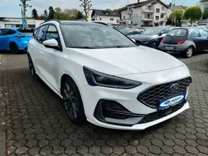 Ford Focus Turnier ST X Automatik AHK
