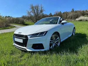 Audi TT TT Roadster 2.0 TFSI quattro
