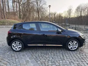 Renault Clio 1.0 tce Business 101cv top gepflegt Bild 3