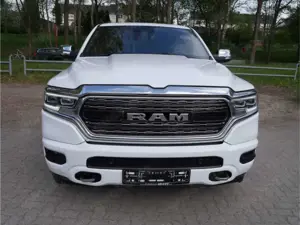 Dodge RAM Ram 1500 Limited Crew Cab Bild 2